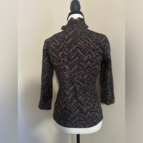 McLaughlin Durham Ruffle Top - Picture 3 of 6